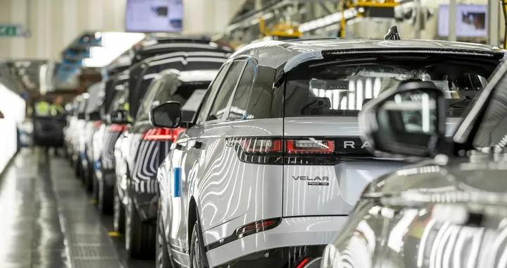 Jaguar Land Rover: due settimane di stop per l'impianto di Solihull