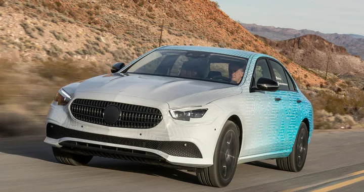 Mercedes Classe E: ecco il teaser del restyling