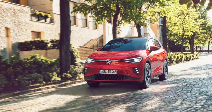 Volkswagen ID.4 GTX, aperti gli ordini in Italia: si parte da 54.650 euro