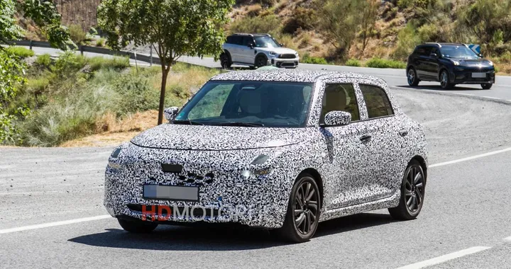 Suzuki Swift, le foto spia della nuova generazione