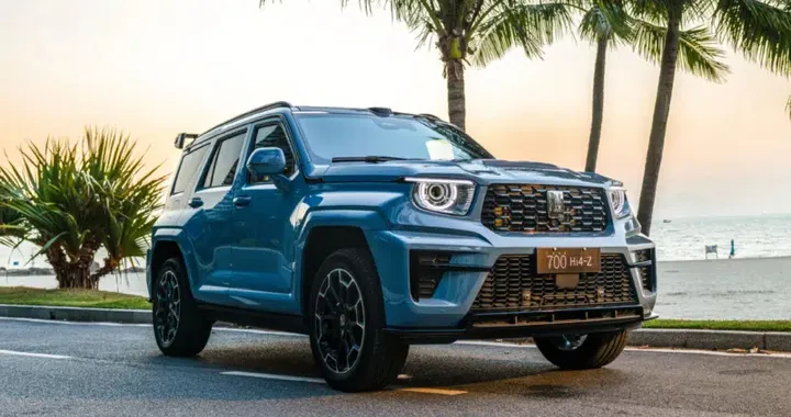 Tank 700 di GWM: lanciato in Cina il fuoristrada di lusso da 864 CV