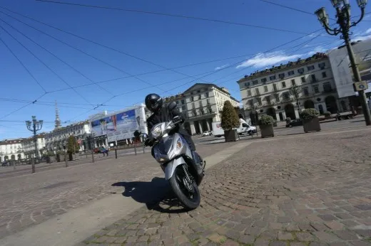 Promozioni moto Suzuki: le offerte di novembre