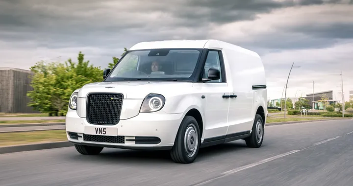LEVC VN5: tutti i dettagli del furgone elettrico con range extender