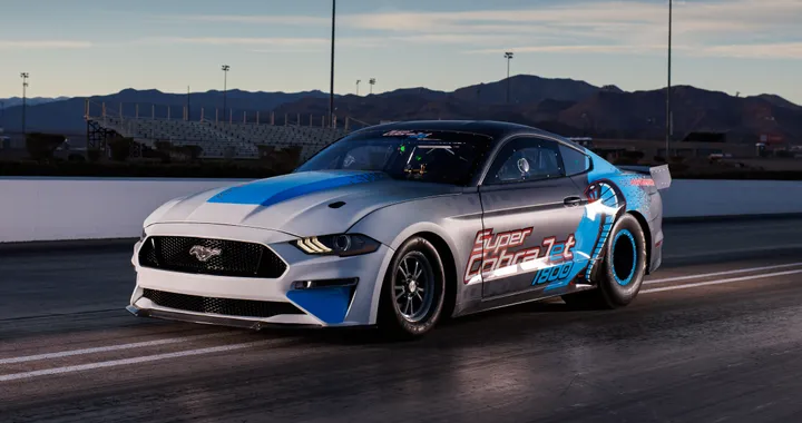 Ford Mustang Super Cobra Jet 1800, ecco la nuova elettrica per le drag race