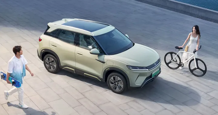 BYD presenta Yuan Up Vitality Edition: più autonomia a un costo inferiore