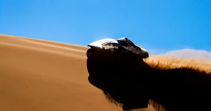 Audi alla Dakar con un prototipo elettrico dotato di range extender a benzina