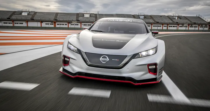 Nissan LEAF NISMO RC debutta in pista in Europa