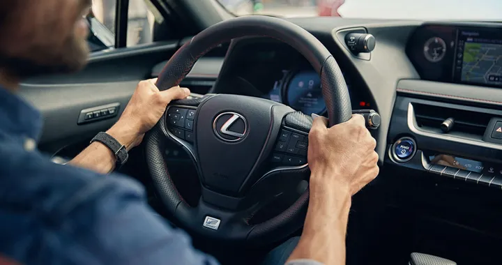 Lexus One: l'abbonamento per auto premium ibride debutta nel Regno Unito