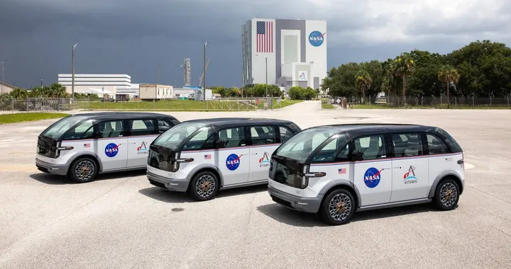 La NASA ha una nuova flotta di veicoli elettrici per le missioni Artemis