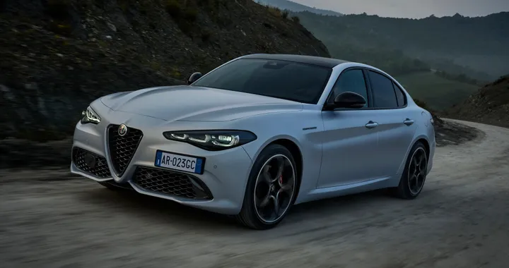 Alfa Romeo Giulia e Stelvio: motori diesel e la Quadrifoglio fino al 2027