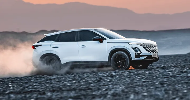 Omoda 5, il nuovo SUV cinese arriva nelle concessionarie italiane