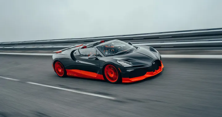 Bugatti W16 Mistral World Record Car, la vettura scoperta più veloce del mondo