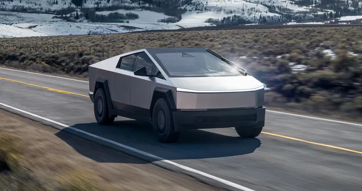 Tesla Cybertruck fatica a vendere e non è più il pickup elettrico preferito negli USA