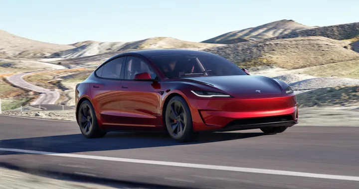 Tesla Model 3: possibili aumenti per i dazi cinesi, ma a giugno il prezzo è bloccato