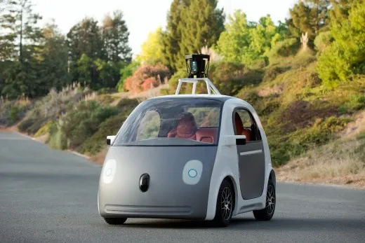 California: via libera ai test autonomi sulle strade pubbliche