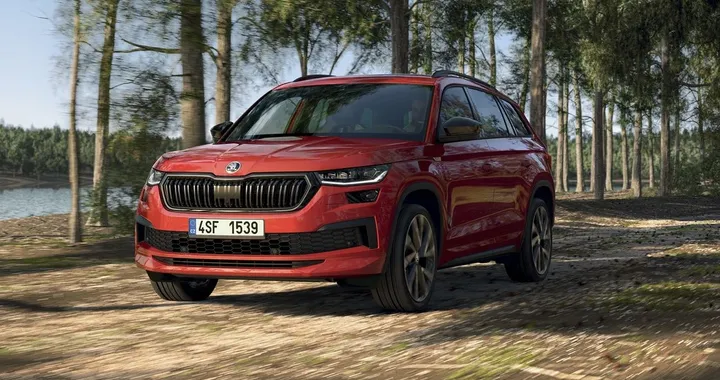Skoda Kodiaq, la nuova generazione sta arrivando. Le foto spia del Nurburgring