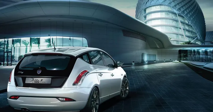 Lancia Delta S MomoDesign: i prezzi per l'Italia