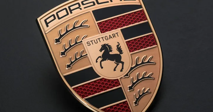 Le prossime Porsche Boxster e Cayman saranno anche a benzina