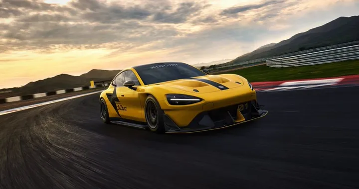 Xiaomi SU7 Ultra prototype, oltre 1.500 CV per battere il record del Nürburgring