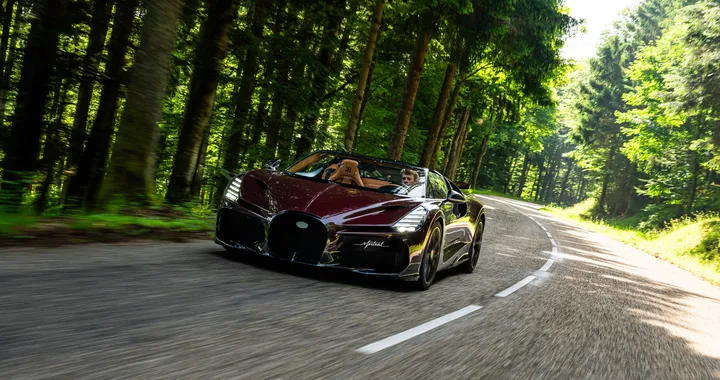 Bugatti svela come avviene il controllo qualità di ogni W16 Mistral