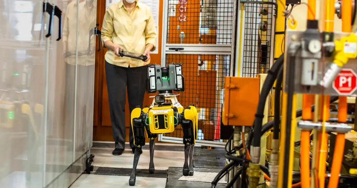Ford: i cani robot della Boston Dynamics al lavoro negli stabilimenti