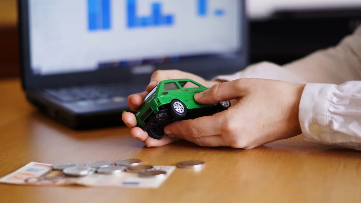 Mercato auto Europa: ad aprile 2025 bene le elettriche e le ibride