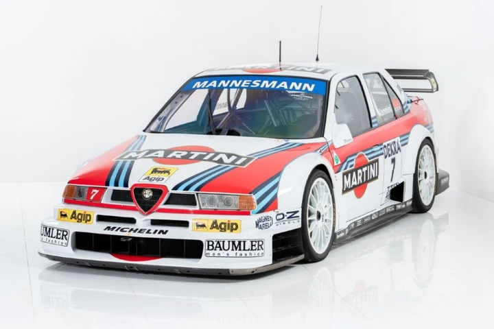 Alfa Romeo, all’asta l’auto leggenda del DTM