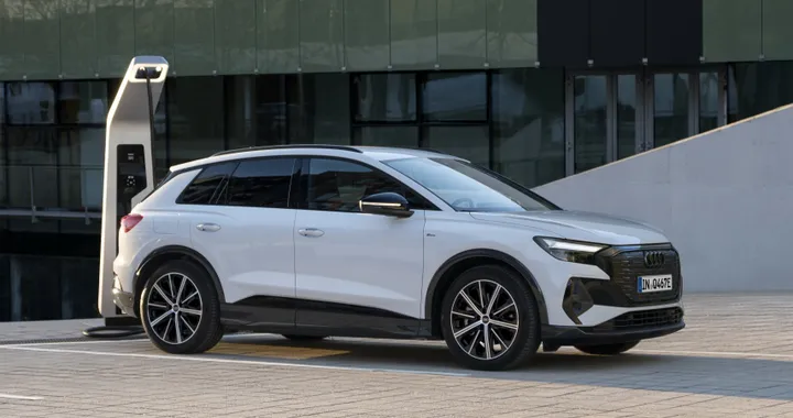 Nuova Audi Q4 e-tron Custom edition, nata per gli incentivi auto: caratteristiche e prezzi