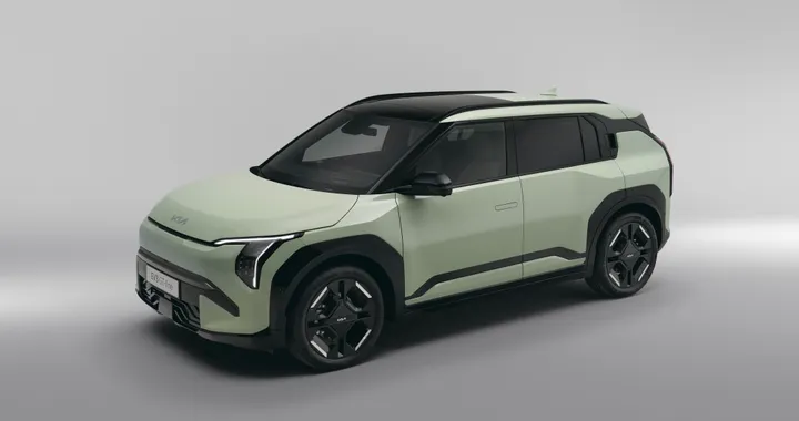 KIA EV3, il nuovo SUV elettrico arriva in Italia: ecco quanto costa