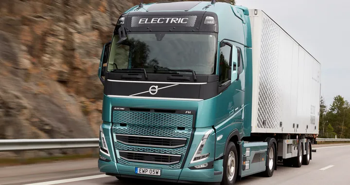Amazon, in arrivo 20 camion elettrici di Volvo Trucks per le attività in Germania