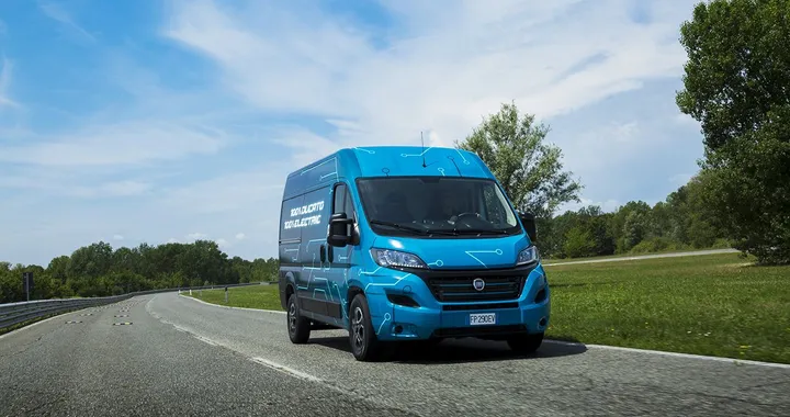 Fiat E-Ducato: SolarEdge e-Mobility fornirà motori e batterie per il furgone elettrico