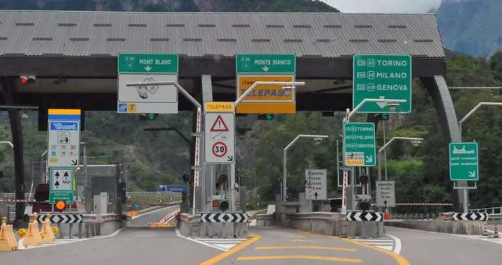 Autostrade, il Governo lavora ad una tariffa unica per i pedaggi
