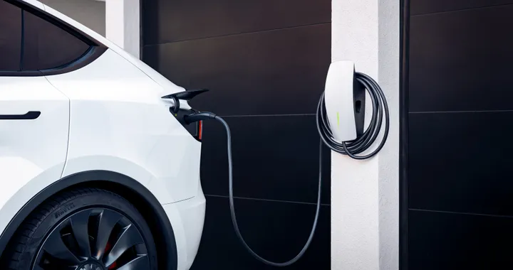 Auto elettriche: Antistrust apre istruttorie su BYD, Stellantis, Tesla e Volkswagen