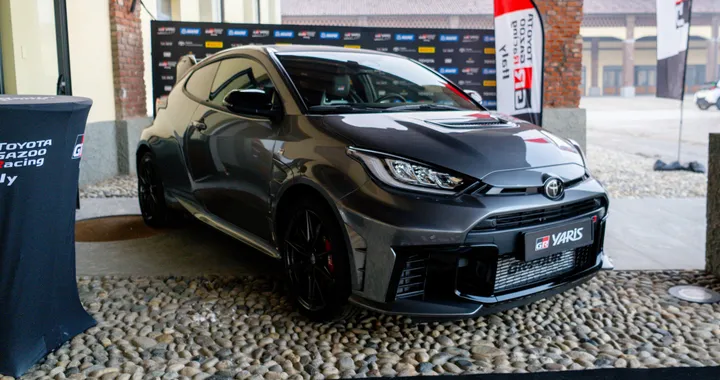 Toyota GR Yaris MY25, più cattiva che mai: debutta l’Aero Performance