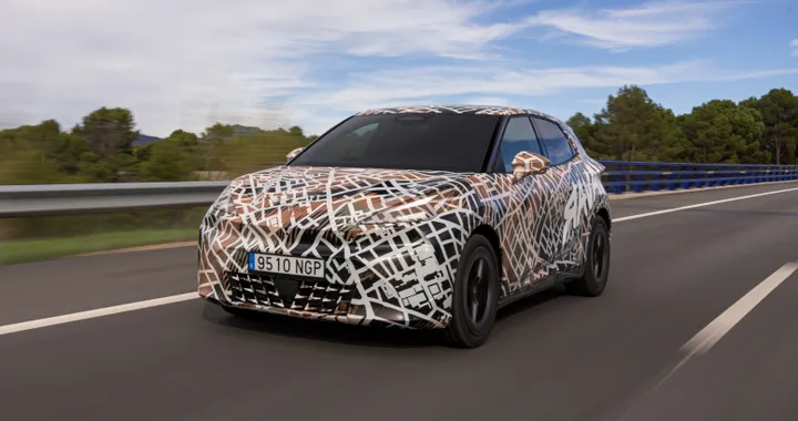 Nuova CUPRA Raval, la piccola elettrica spagnola arriva nel 2026 e costerà da 26.000 euro