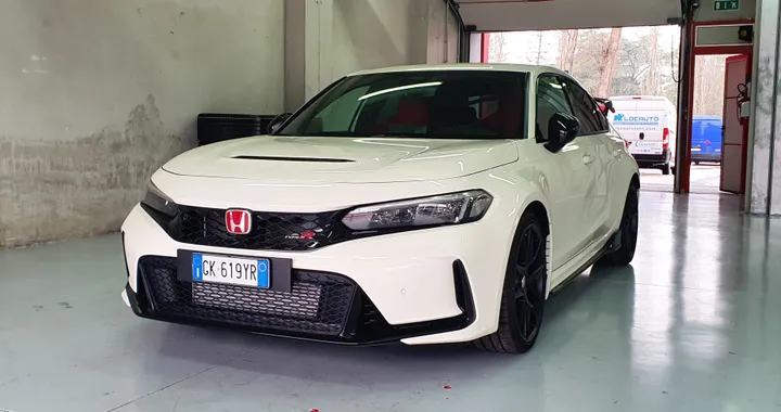 Una Honda Civic Type R elettrica? Ci stiamo provando... ma non è facile