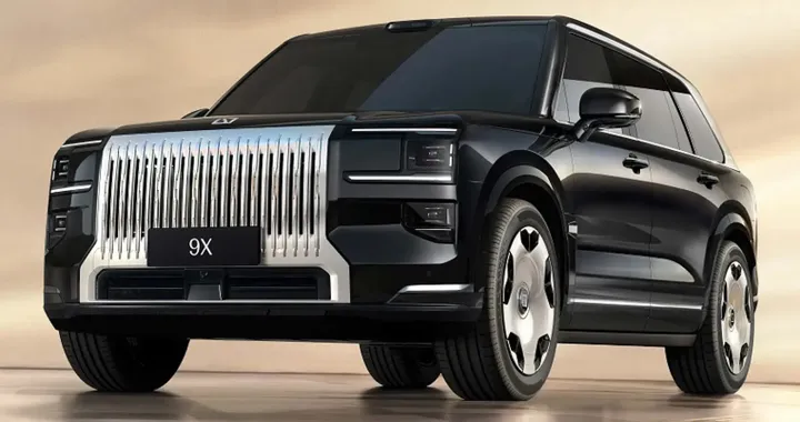 Questo SUV Plug-in ha la batteria più grande del mondo. Le specifiche della Zeekr 9X sono esagerate