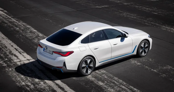 BMW i4, fino a 484 km di autonomia secondo il ciclo EPA
