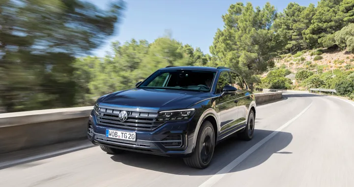 Volkswagen Touareg festeggia due decenni