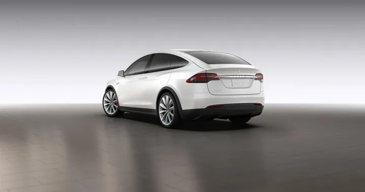 Tesla Model X - foto dal configuratore