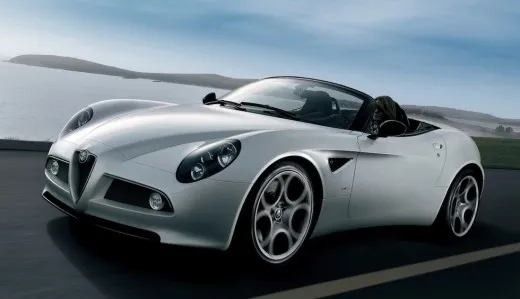 Mazda e Alfa Romeo: protocollo d'intesa per la nuova spider