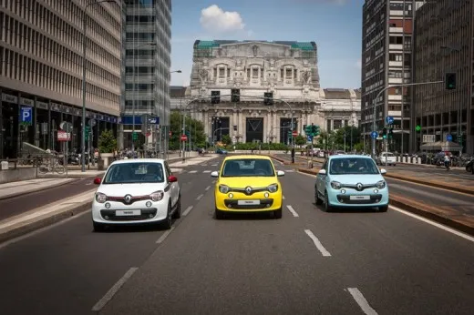 A spasso con la nuova RENAULT Twingo