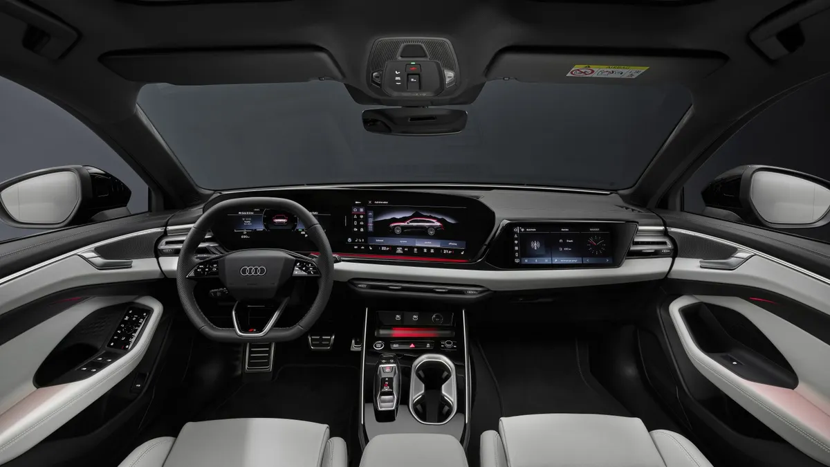 Nuova Audi A6: interni e bagagliaio della sesta generazione