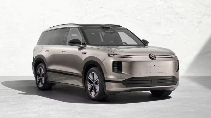 Nuova Volkswagen ID. Era 9X, per la Cina un maxi SUV range extender: ecco com'è fatto