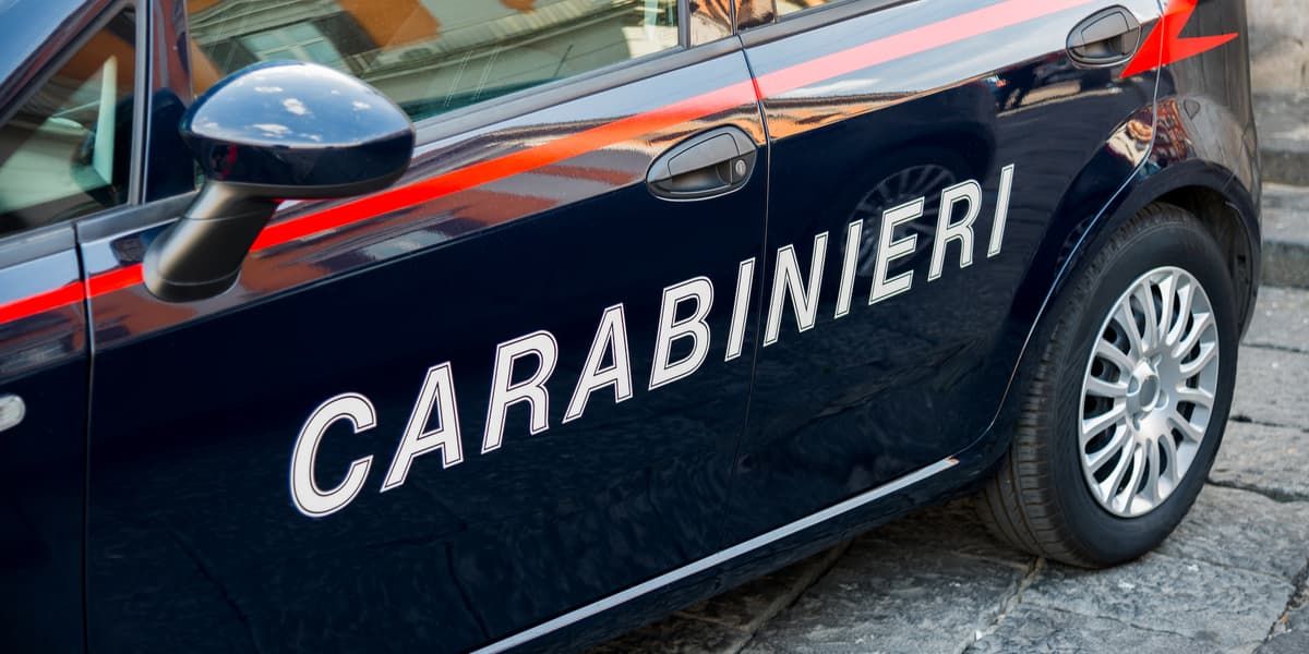 Anteprima: La truffa del falso investimento: automobilista salvato dalla dashcam