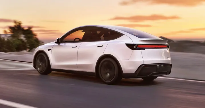 Tesla Model Y Juniper: 50 mila ordini (in Cina) per il restyling nel giorno del debutto