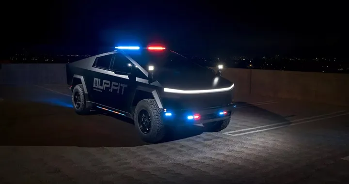 Tesla Cybertruck in divisa: ecco il pick-up elettrico della polizia a Las Vegas