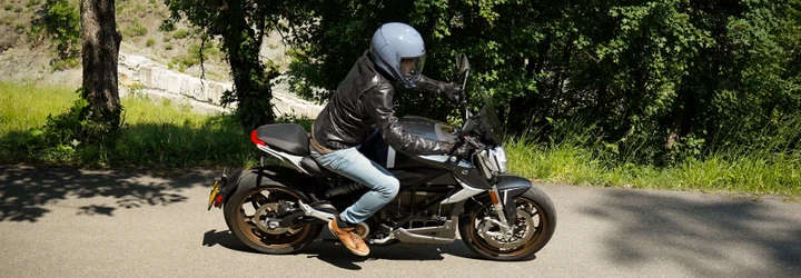 In viaggio con la Zero SR/F: la sfida elettrica su due ruote