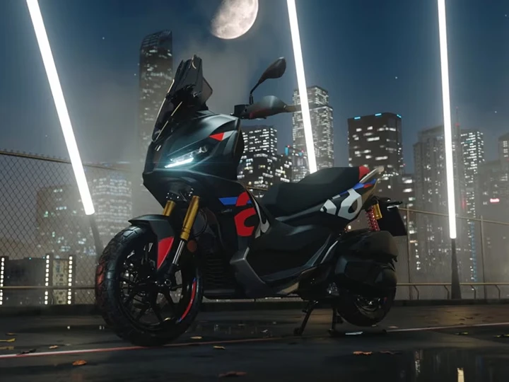 Aprilia SR GT 400, la moto con la carrozzeria di uno scooter