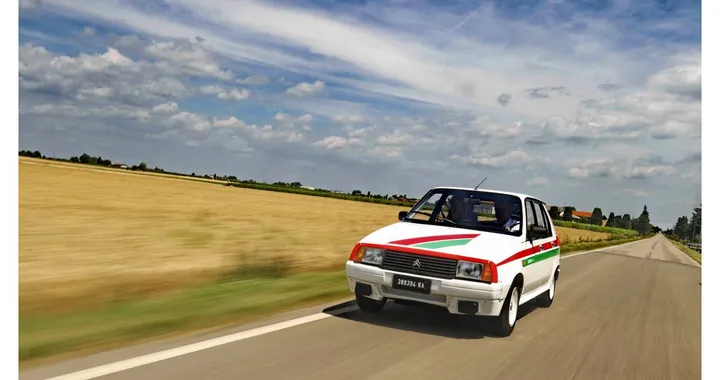 Citroen VISA &quot;Chrono&quot;: il restauro che riporta in vita un'icona